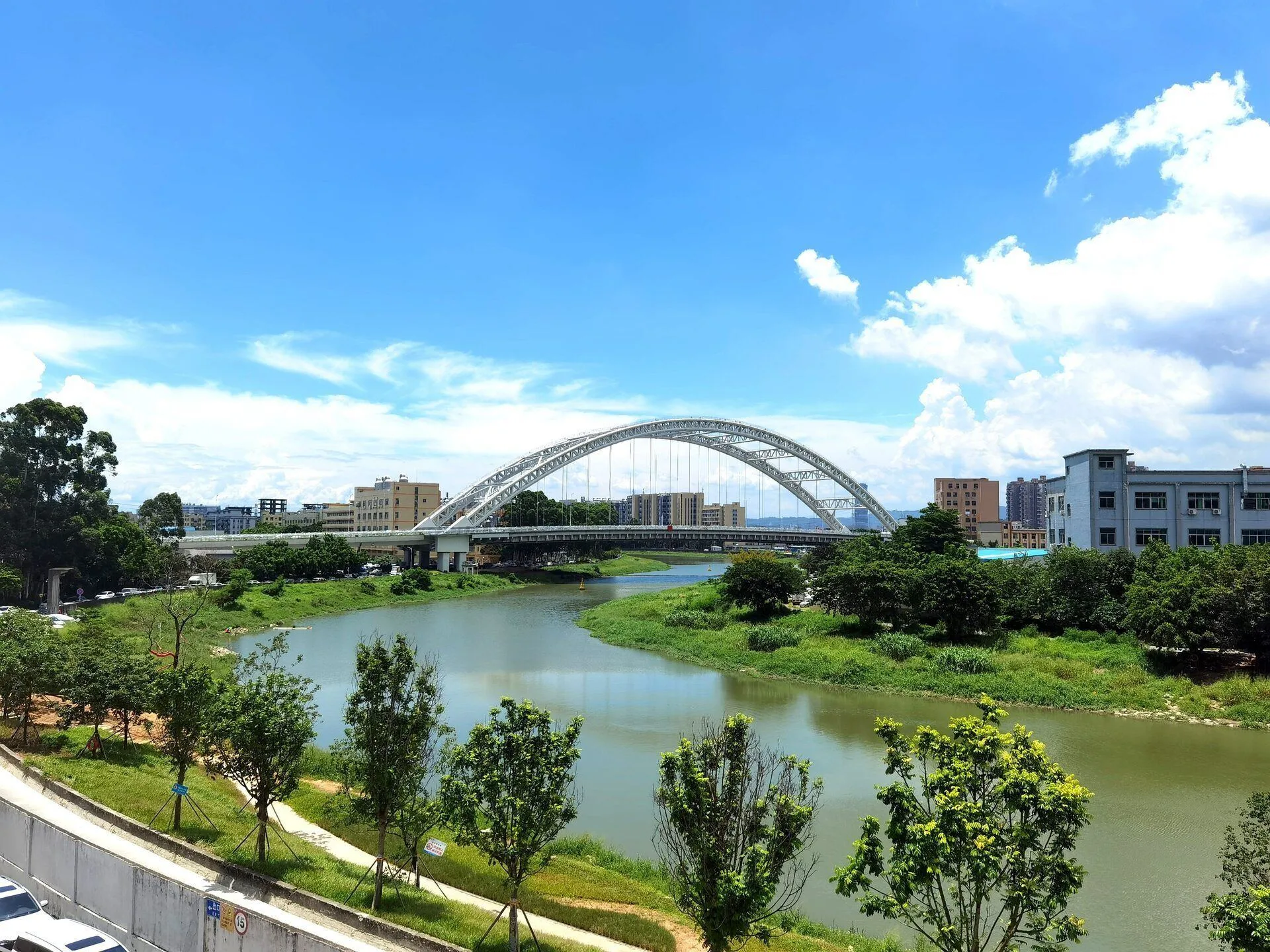 常合鑫深圳CNC工厂实景